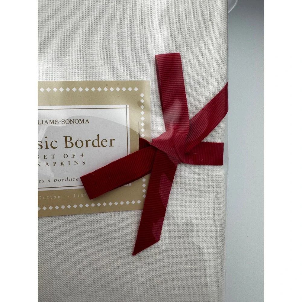 NWT Williams Sonoma Classic Border Red Cream 4 Placemats 4 Napkins Discontinued